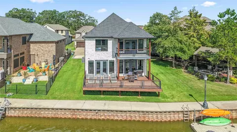 118 Marina Dr, Gun Barrel City, TX 75156