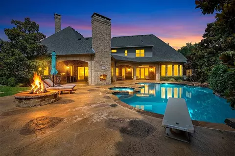 37 Armstrong Dr, Frisco, TX 75034
