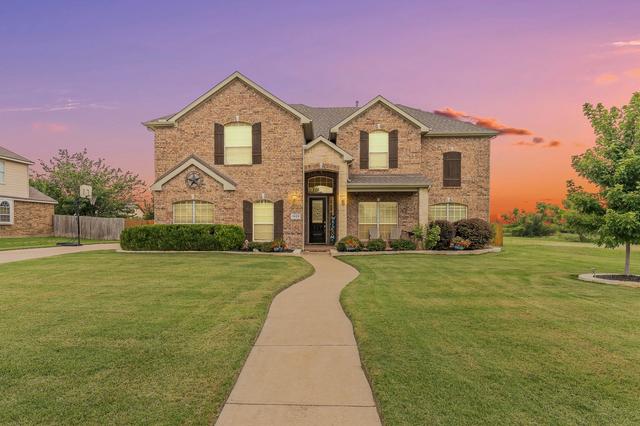 1424 Bassett Hound Dr, Haslet, TX 76052