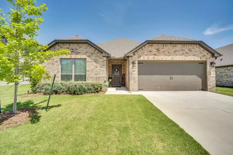 561 Baffin Bay Dr, Waxahachie, TX 75165