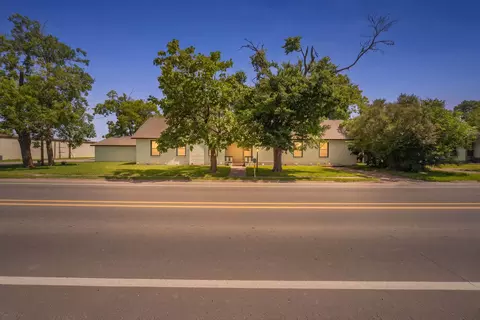 1050 W Dallas Ave, Cooper, TX 75432