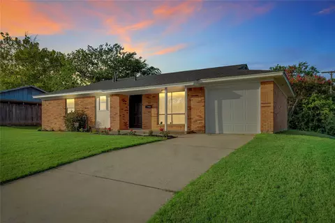 6357 Basswood Dr, Fort Worth, TX 76135