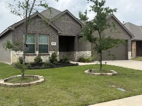 1412 Chestnut Cove Dr, Princeton, TX 75407