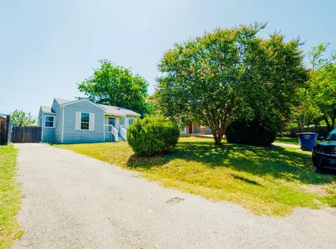 1510 Carson St, Dallas, TX 75216