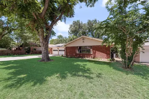 5517 Odessa Ave, Fort Worth, TX 76133