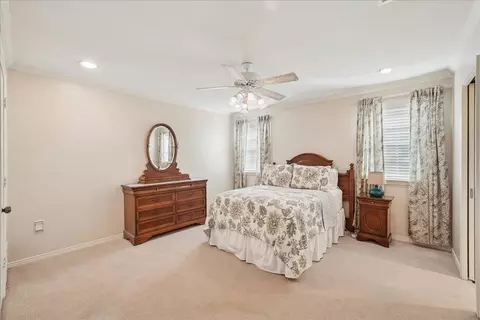 Bedroom - 604 S Hampton Rd, Oak Leaf, TX 75154 photo 1 of 5