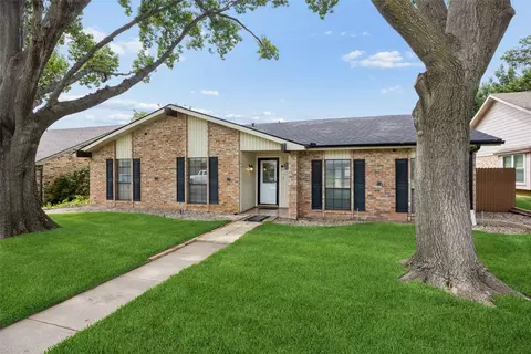 3004 Yorkshire Ct, Flower Mound, TX 75028