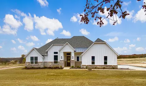 2284 Erwin Rd, Poolville, TX 76487