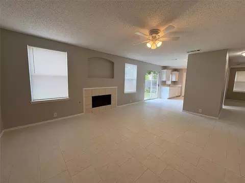 Living - 1817 Berkeley Dr, Glenn Heights, TX 75154 photo 4 of 4