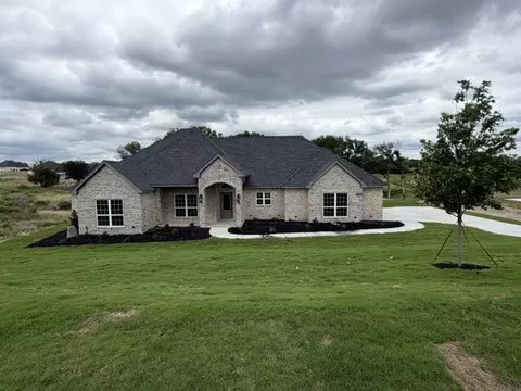 1039 Deer Island Ct, Azle, TX 76020