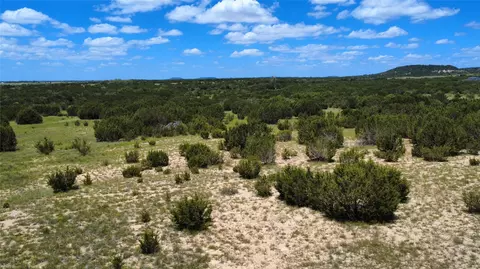 1320 Private Road 16021, Jonesboro, TX 76538