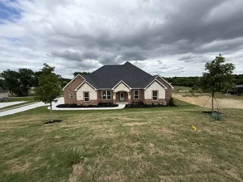 1035 Deer Island Ct, Azle, TX 76020