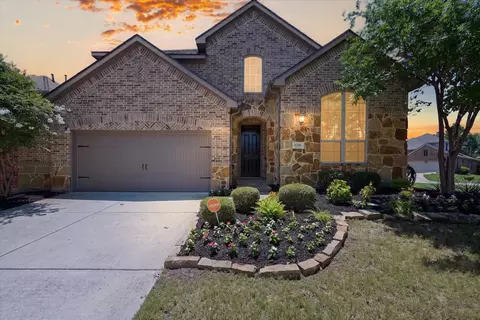 1200 Jasmine St, Lantana, TX 76226