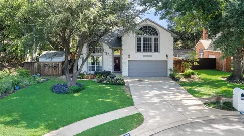3301 Jones Ct, Bedford, TX 76021