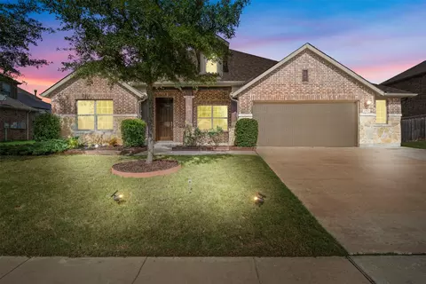 4502 Martha Ave, Sachse, TX 75048