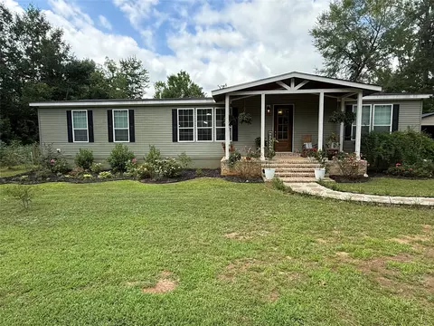680 E 4th St, Rusk, TX 75785
