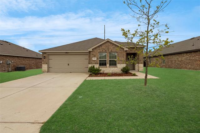 806 Twin Edge Dr, Royse City, TX 75189