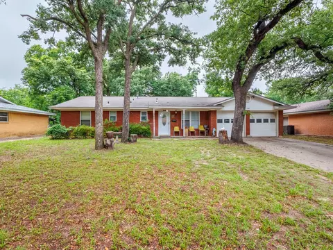 1340 Wildwood, Stephenville, TX 76401