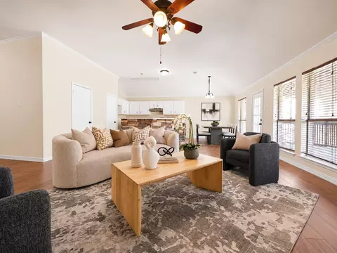 1010 Mediterranean Ave, Midlothian, TX 76065