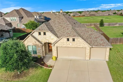 5215 Pentridge Dr, Sherman, TX 75092