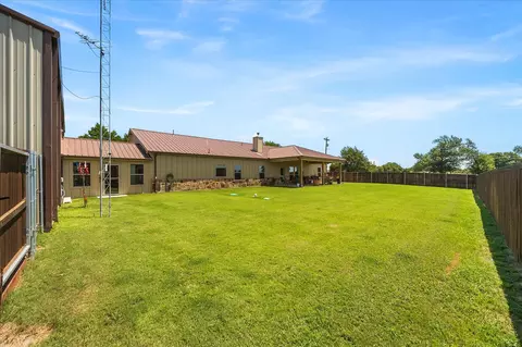 Exterior - 3157 Fm 2194, Celeste, TX 75423 photo 10 of 10