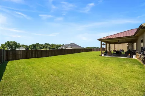 Exterior - 3157 Fm 2194, Celeste, TX 75423 photo 9 of 10