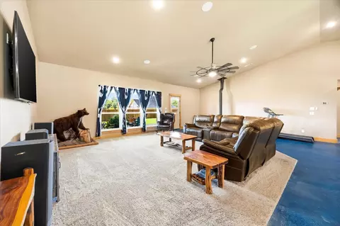 Living - 3157 Fm 2194, Celeste, TX 75423 photo 1 of 2