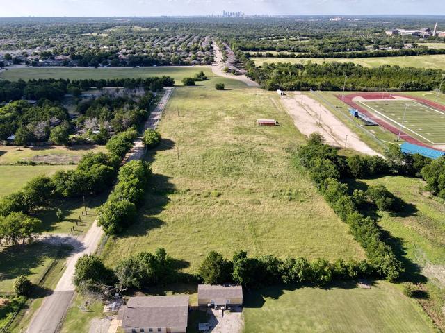 7916 Mask Dr, Dallas, TX 75241