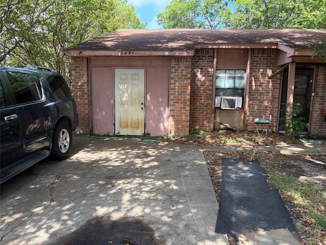 9451 Culberson St, Dallas, TX 75227