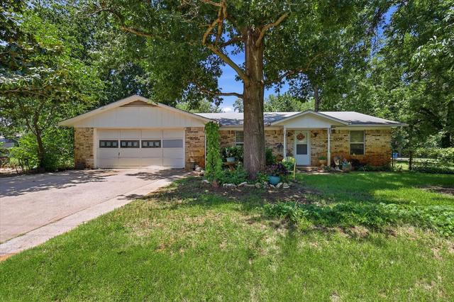 200 W North St, Aubrey, TX 76227