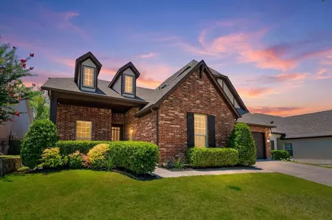 214 Parkview Dr, Aledo, TX 76008