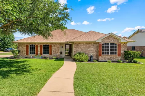 205 Onyx Dr, Hewitt, TX 76643