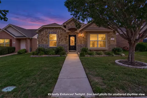 8835 Tucker St, Cross Roads, TX 76227