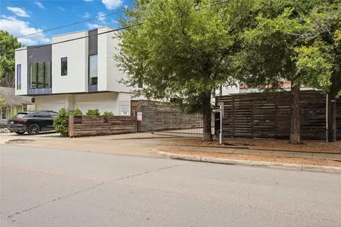 5111 Manett St #207, Dallas, TX 75206
