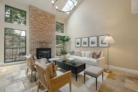 4390 Cochran Chapel Cir, Dallas, TX 75209