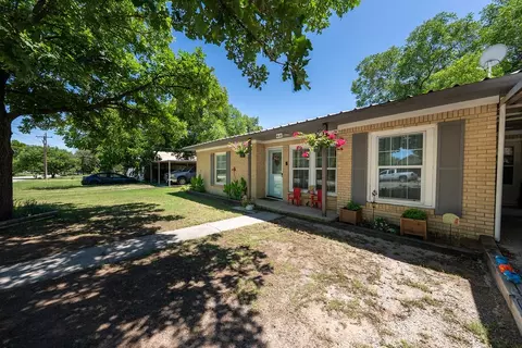 414 W Roberts St, Gorman, TX 76454