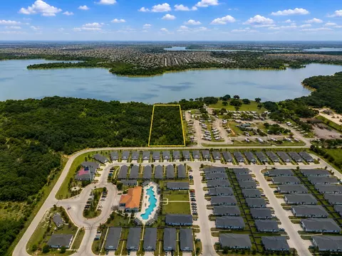640 Lloyds Rd #6, Little Elm, TX 75068