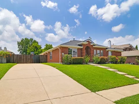 8605 Scooner St, Rowlett, TX 75089
