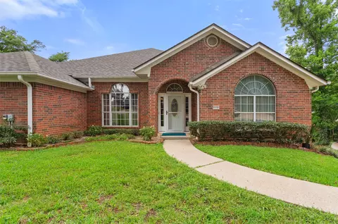 212 E Hideaway Ln, Hideaway, TX 75771