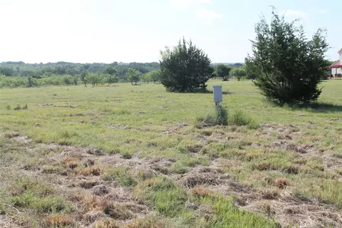 688 Comanche Lake Rd, Comanche, TX 76442 photo 3
