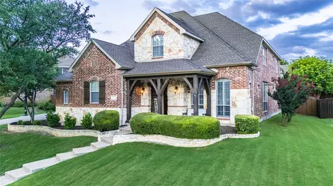 901 Woodcliff Dr, Mckinney, TX 75072