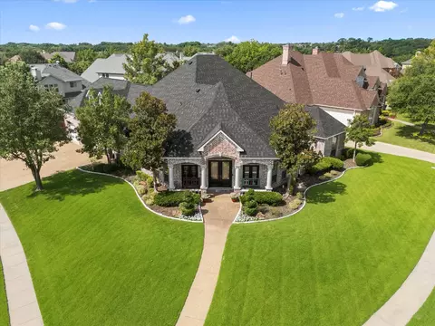 700 Starlight Pass, Heath, TX 75032