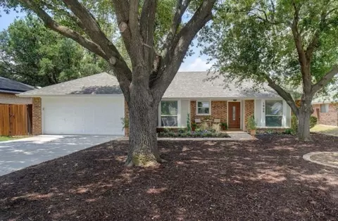 1908 Sharon Dr, Corinth, TX 76210