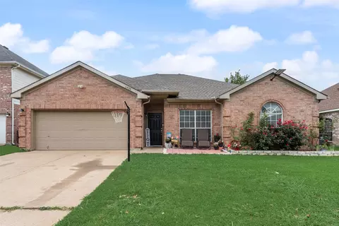 6420 St Alban Ct, Arlington, TX 76001
