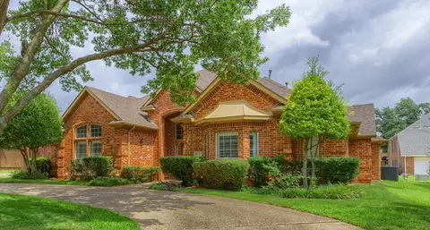 5857 Stone Meadow Dr, Plano, TX 75093