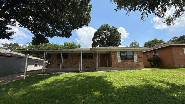 8730 Lapanto Ln, Dallas, TX 75227