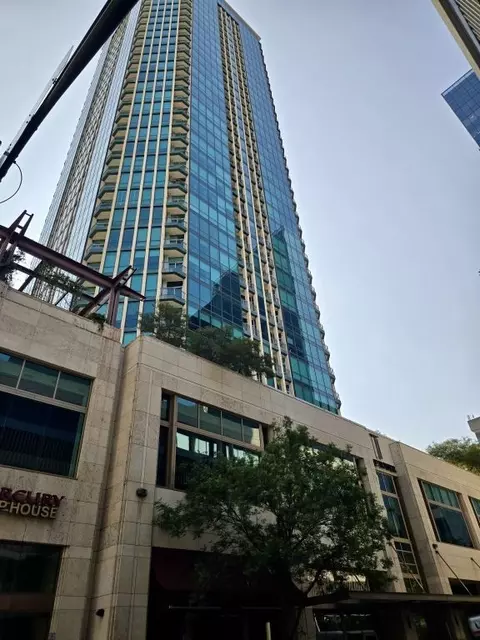 500 Throckmorton St #2505, Fort Worth, TX 76102