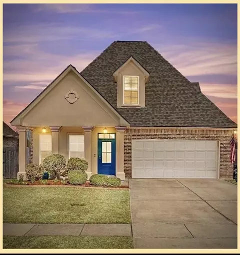1034 Maize St, Bossier City, LA 71111