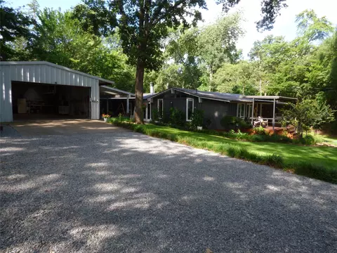 80 Louisiana Ave, Pottsboro, TX 75076