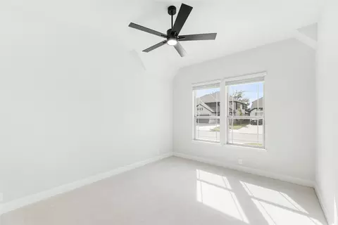 Bedroom - 117 Saddlewood Trl, Commerce, TX 75428 photo 2 of 6